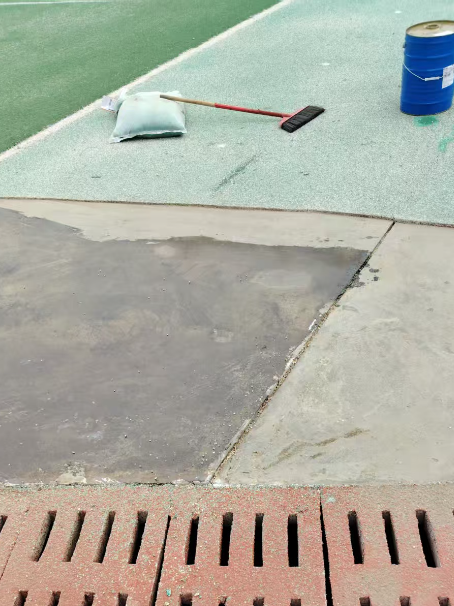 乃东球场翻新维修，含地面修补